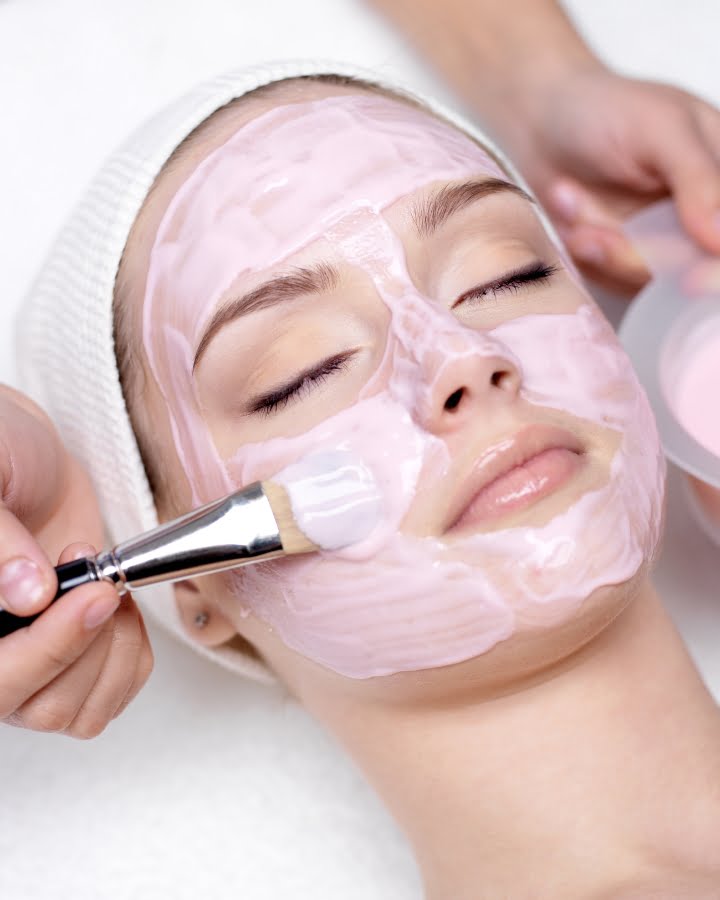 Facial In Al Ain صالون نسائي في العين